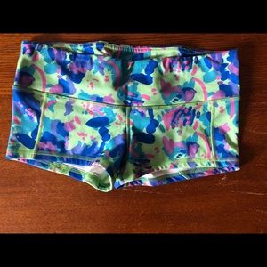 FLEO Shorts
